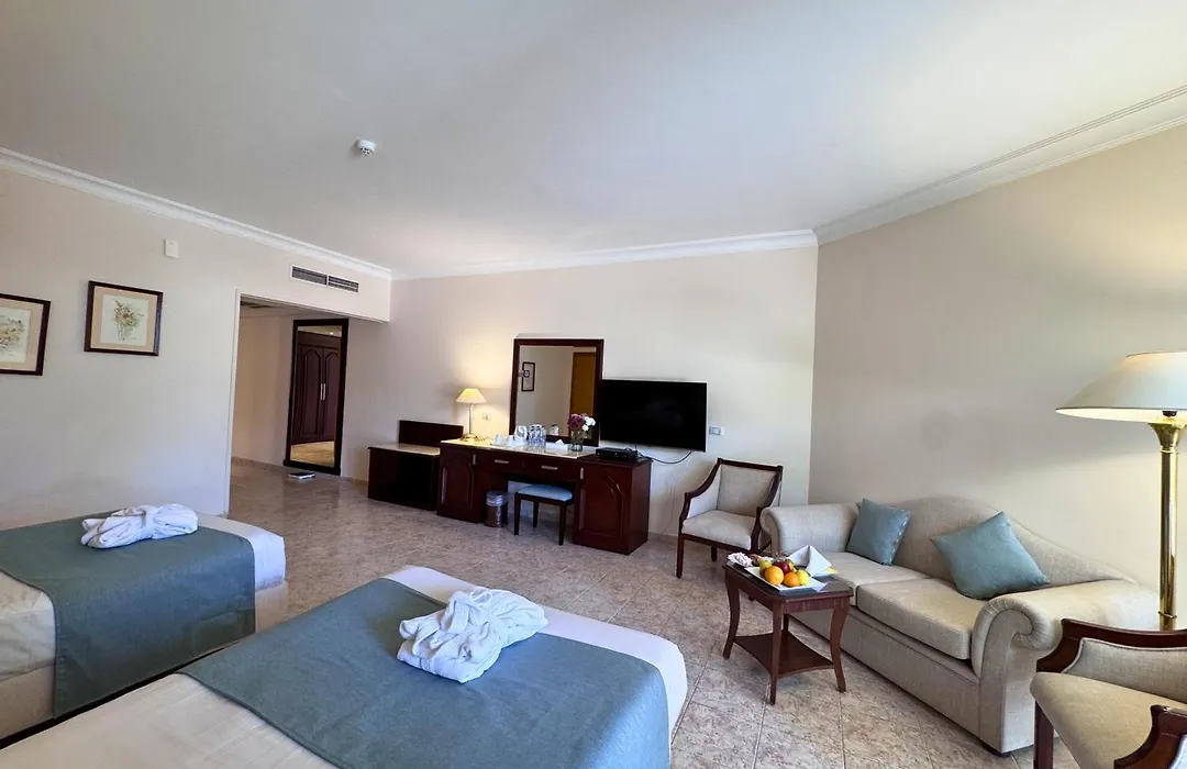 Sea Star Beau Rivage Hotel-1